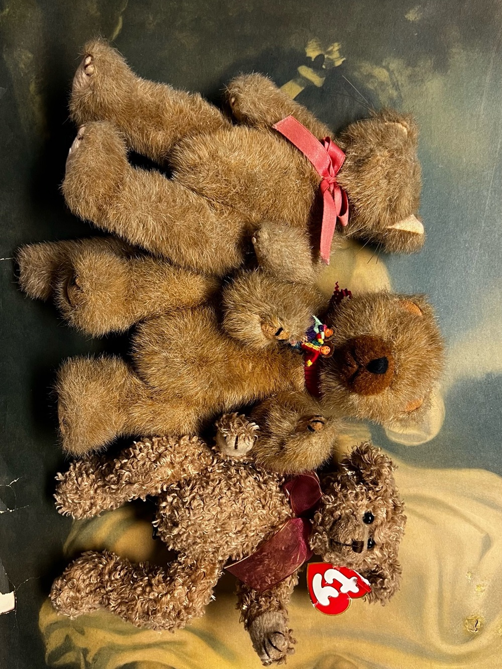 Two bears and one cat. 
Ty collectibles